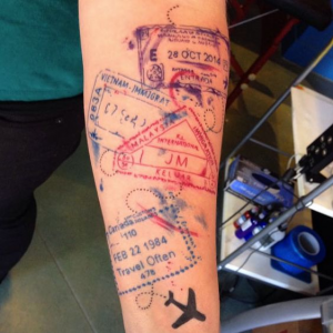 tatuagem de carimbo de viagem