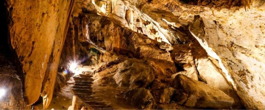 pontos turísticos de santa catarina cavernas de botuverá
