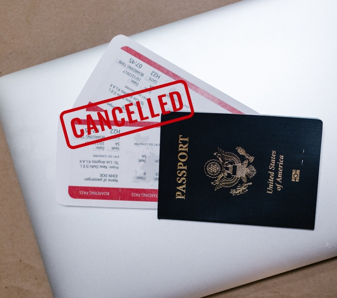 Cancelamento de passagem aérea e reembolso: Conheça seus direitos
