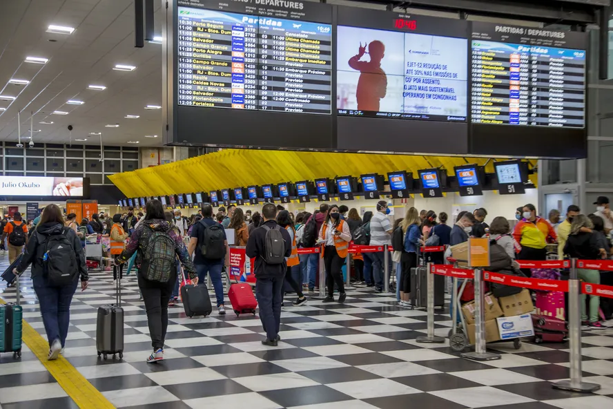 aeroporto congonhas voos cancelados